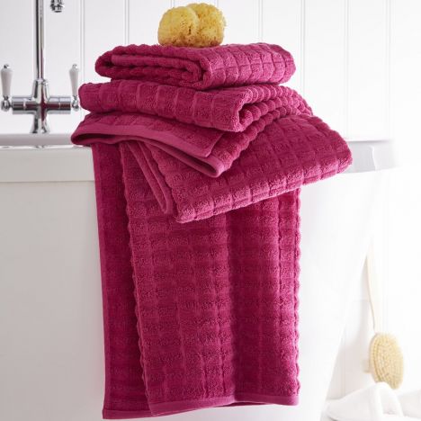 Geo Geometric 100% Cotton Towel - Hot Pink