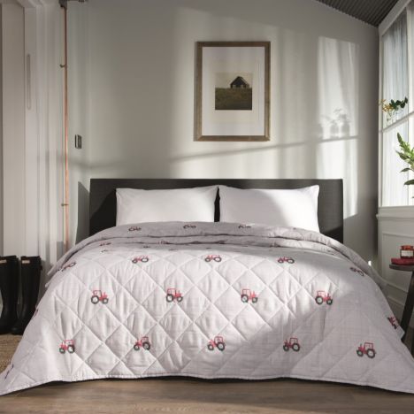 Tractor Quilted Bedspread - Red